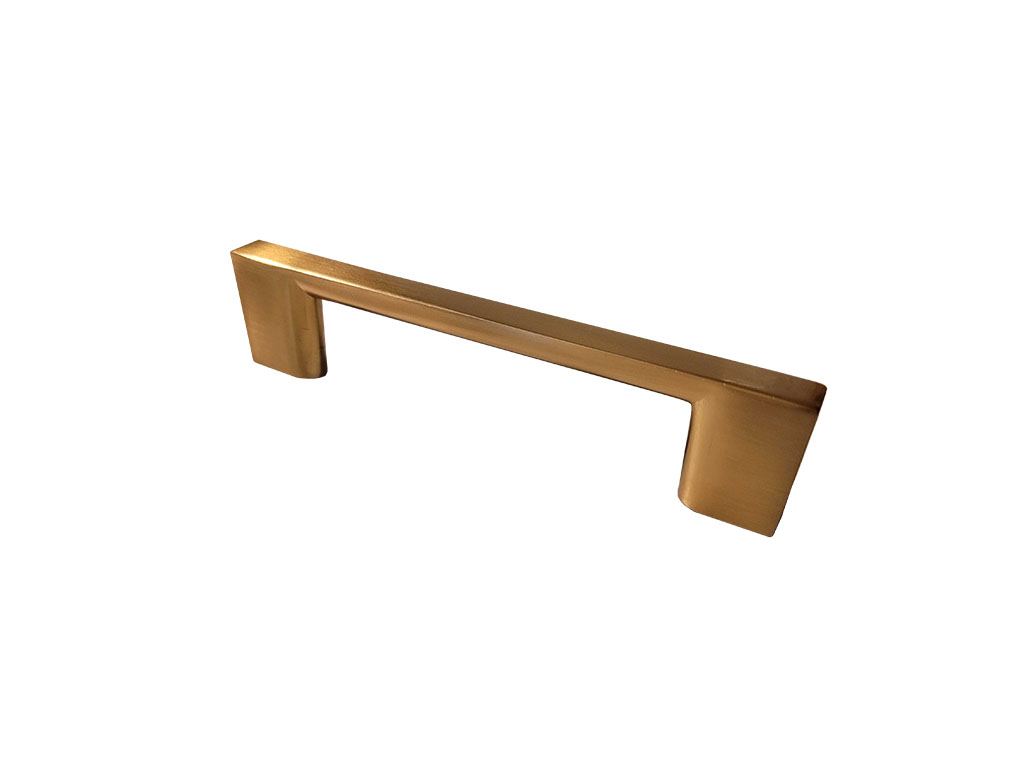 Richelieu Contemporary Metal Pull Handle - 113-mm - Champagne Bronze