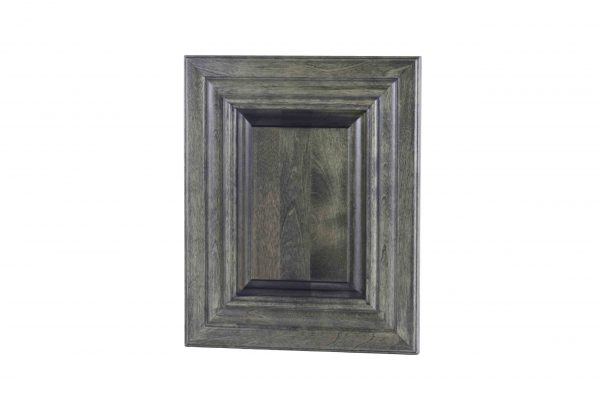 Cabinet Door Style - Mitred 9000 Square with Ogee Interior Profile